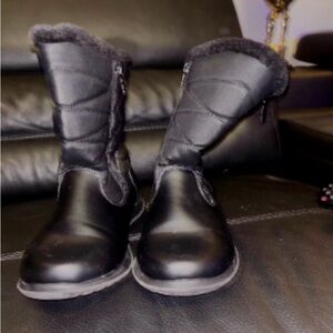 Women's Black Winter Boots